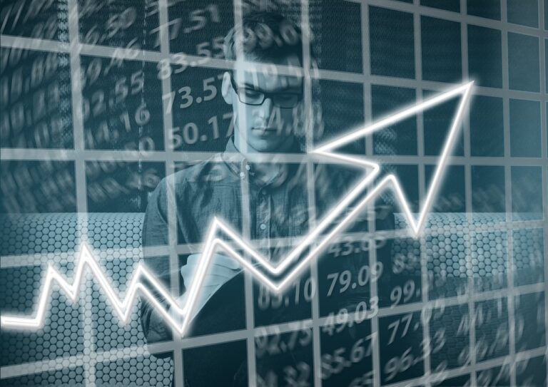 Demand Forecasting in an Uncertain World: Menghadapi Masa Depan yang Tak Pasti