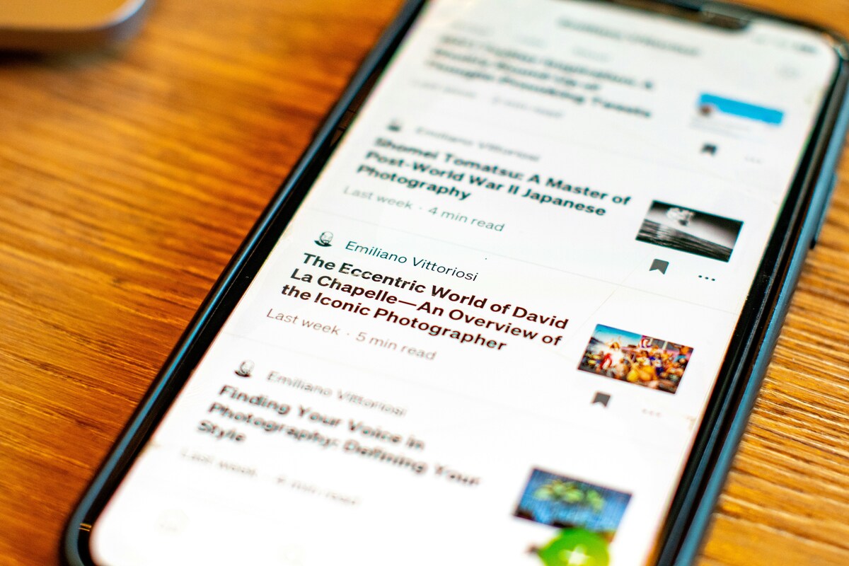 Mengoptimalkan Strategi Konten Bisnis dengan AI Article Generator