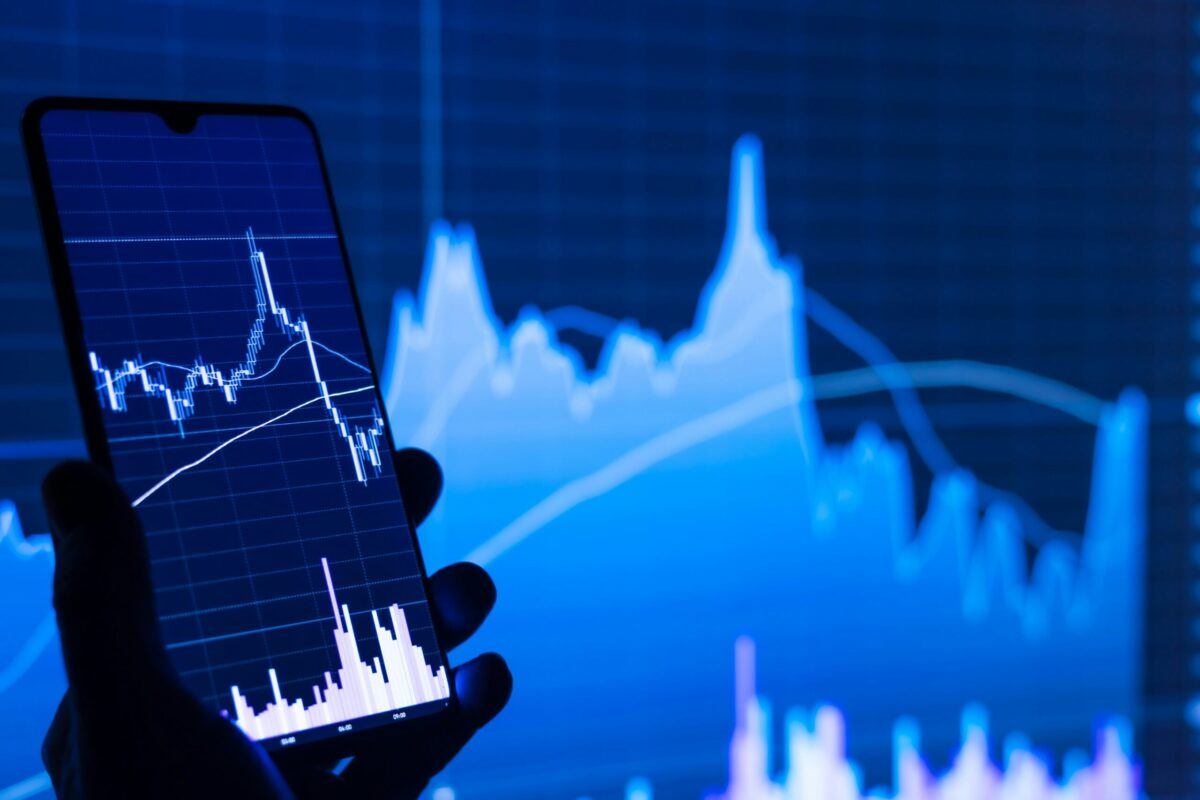 How AI Demand Forecasting Build Resilient Supply Chains?